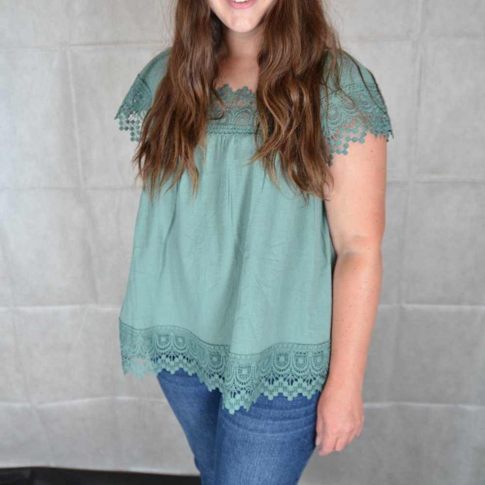Spliced Lace Tie-Back Babydoll Top